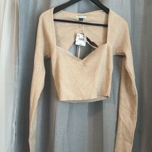 American Eagle Beige Long Sleeve Crop Top